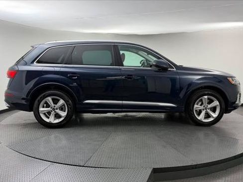Used 2023 Audi Q7 2.0T Premium w/ Convenience Package AWD/4WD image 9