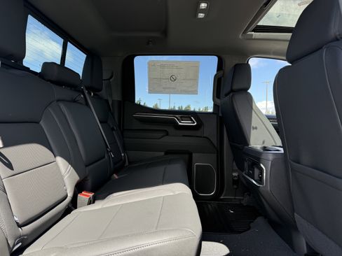 New 2026 Chevrolet Silverado 1500 LTZ w/ LTZ Premium Package AWD/4WD image 26