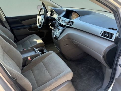 Used 2013 Honda Odyssey EX image 20