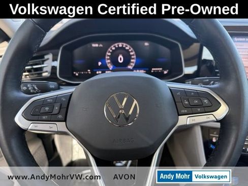 Used 2025 Volkswagen Jetta SE w/ Sunroof Package FWD image 18