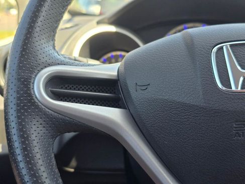 Used 2011 Honda Fit Sport image 19