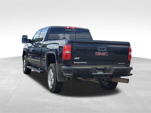 Used 2015 GMC Sierra 2500 Denali w/ Duramax Plus Package AWD/4WD image 4