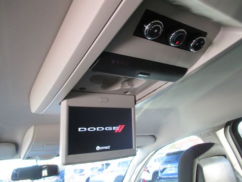 Used 2017 Dodge Grand Caravan SE w/ Power Window Group image 9
