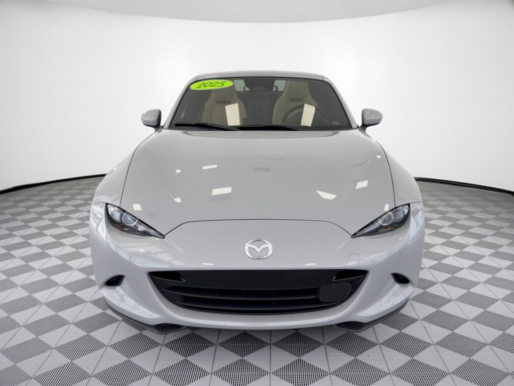 Used 2025 MAZDA MX-5 Miata RF Grand Touring RWD image 6