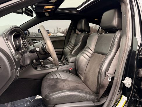 Used 2020 Dodge Charger SRT Hellcat w/ Harman/Kardon Audio Group image 4