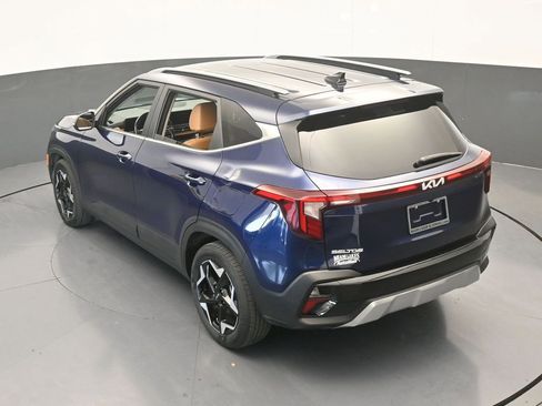 Used 2024 Kia Seltos EX image 48