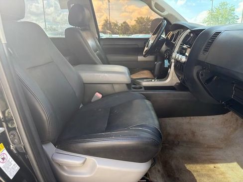 Used 2008 Toyota Tundra 4x4 CrewMax image 27