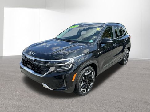 Used 2024 Kia Seltos SX w/ SX Sunroof Package AWD/4WD image 7