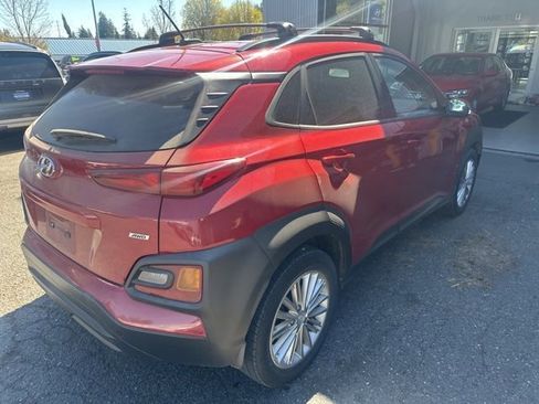 Used 2020 Hyundai Kona SEL image 3