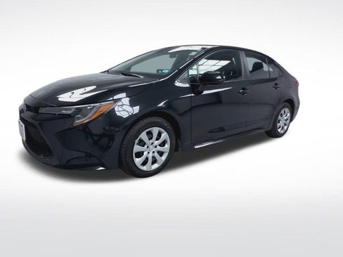 Used 2021 Toyota Corolla LE w/ Carpet Mat Package (TMS) FWD image 4
