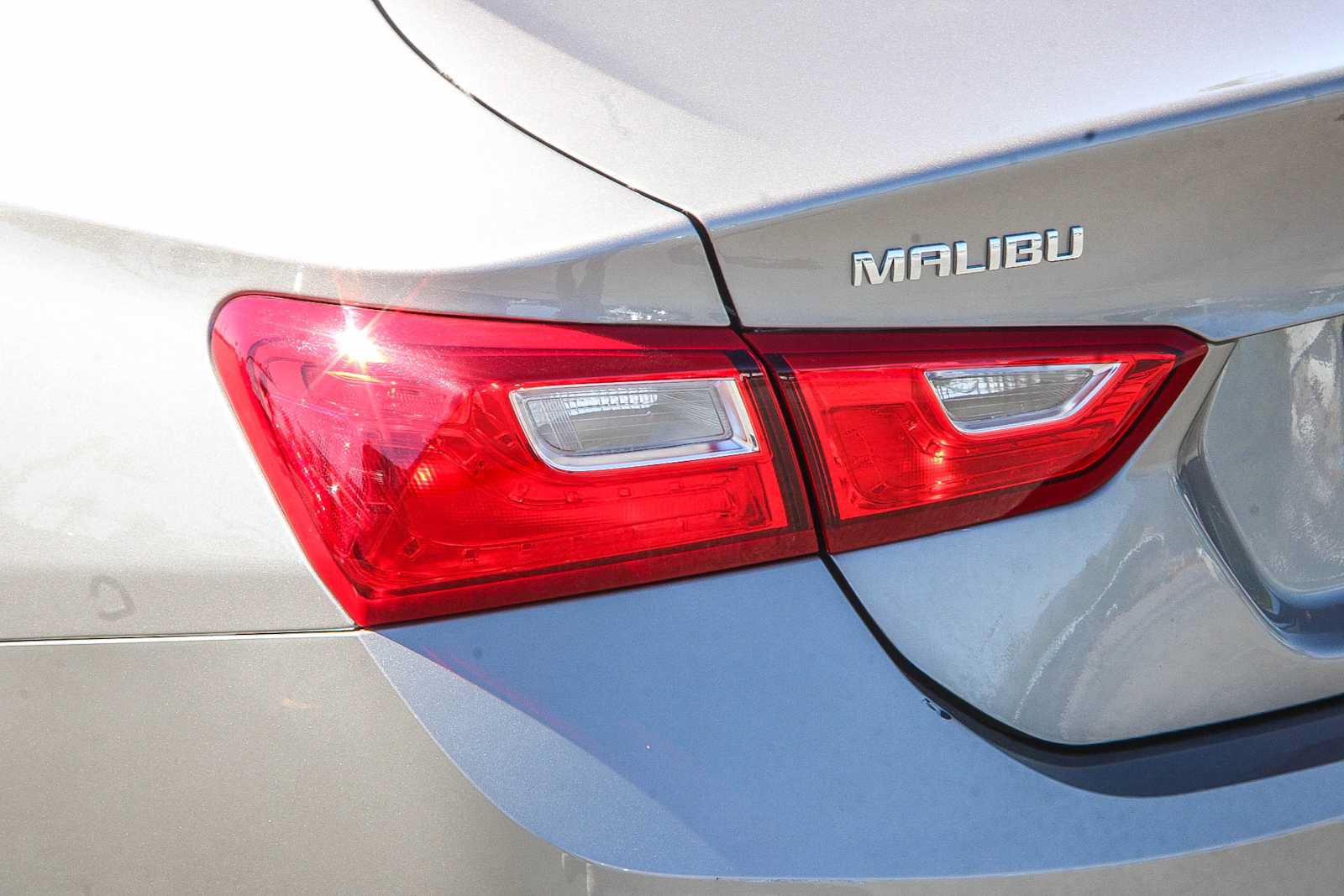 Used 2024 Chevrolet Malibu LS FWD image 9
