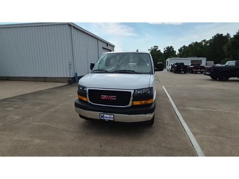 New 2025 GMC Savana 2500 Extended w/ Driver Convenience Package image 3