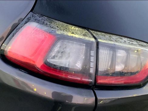 Used 2020 Jeep Cherokee Latitude Lux w/ Comfort/Convenience Group image 26