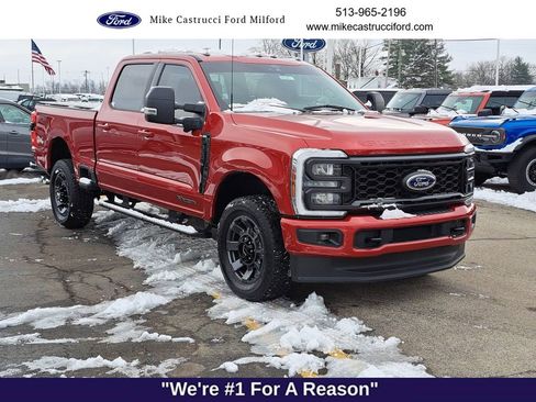 Used 2024 Ford F350 XLT w/ XLT Premium Package image 7