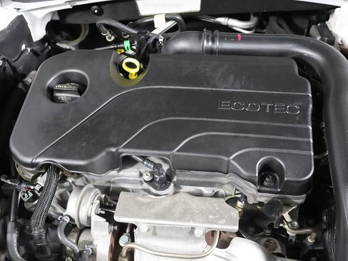 Used 2024 Chevrolet Malibu LT FWD image 14