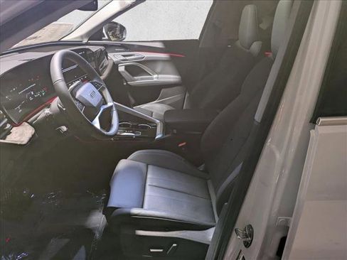 New 2025 Audi Q5 Premium Plus image 4