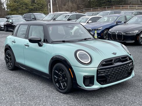New 2026 MINI Cooper S image 3