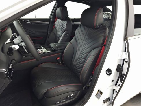 Used 2025 Genesis G80 3.5T Sport image 11