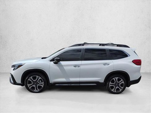 Used 2024 Subaru Ascent Touring AWD/4WD image 5