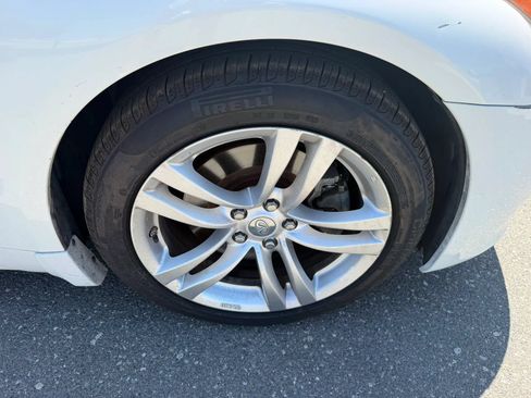 Used 2010 INFINITI G37 Journey w/ Premium Pkg RWD image 30