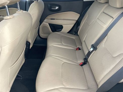 Used 2018 Jeep Compass Sport image 16