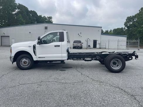 New 2025 Ford F350 XL w/ Ambulance Prep Package RWD image 26