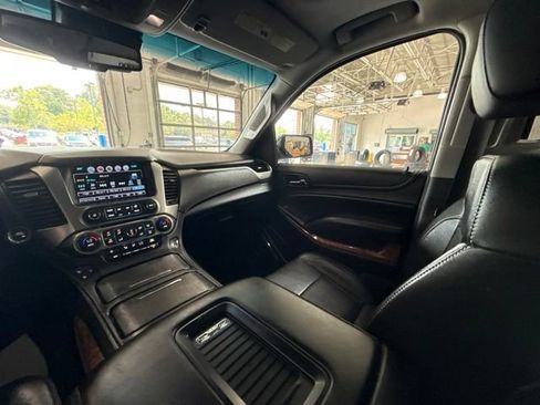 Used 2016 Chevrolet Suburban LTZ AWD/4WD image 23