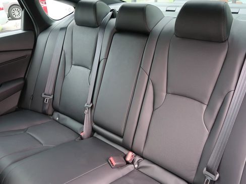 Used 2024 Honda Accord Sport image 19