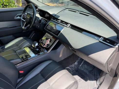 Used 2021 Land Rover Range Rover Velar R-Dynamic S AWD/4WD image 32