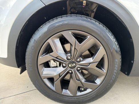 Used 2022 Kia Sportage LX w/ LX FWD Value Edition Package image 9