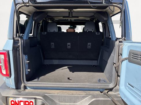 Used 2024 Ford Bronco Outer Banks AWD/4WD image 12