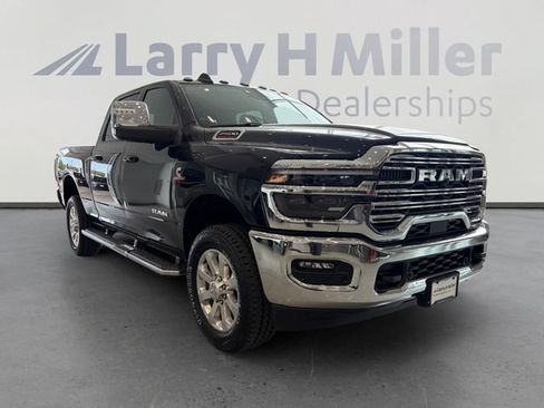 New 2026 RAM 2500 Laramie w/ Towing Technology Group AWD/4WD image 7