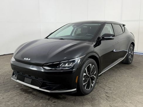 Used 2022 Kia EV6 Wind AWD/4WD image 3