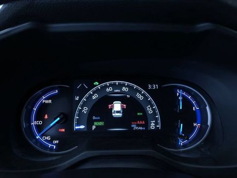 Used 2025 Toyota RAV4 XLE AWD/4WD image 30