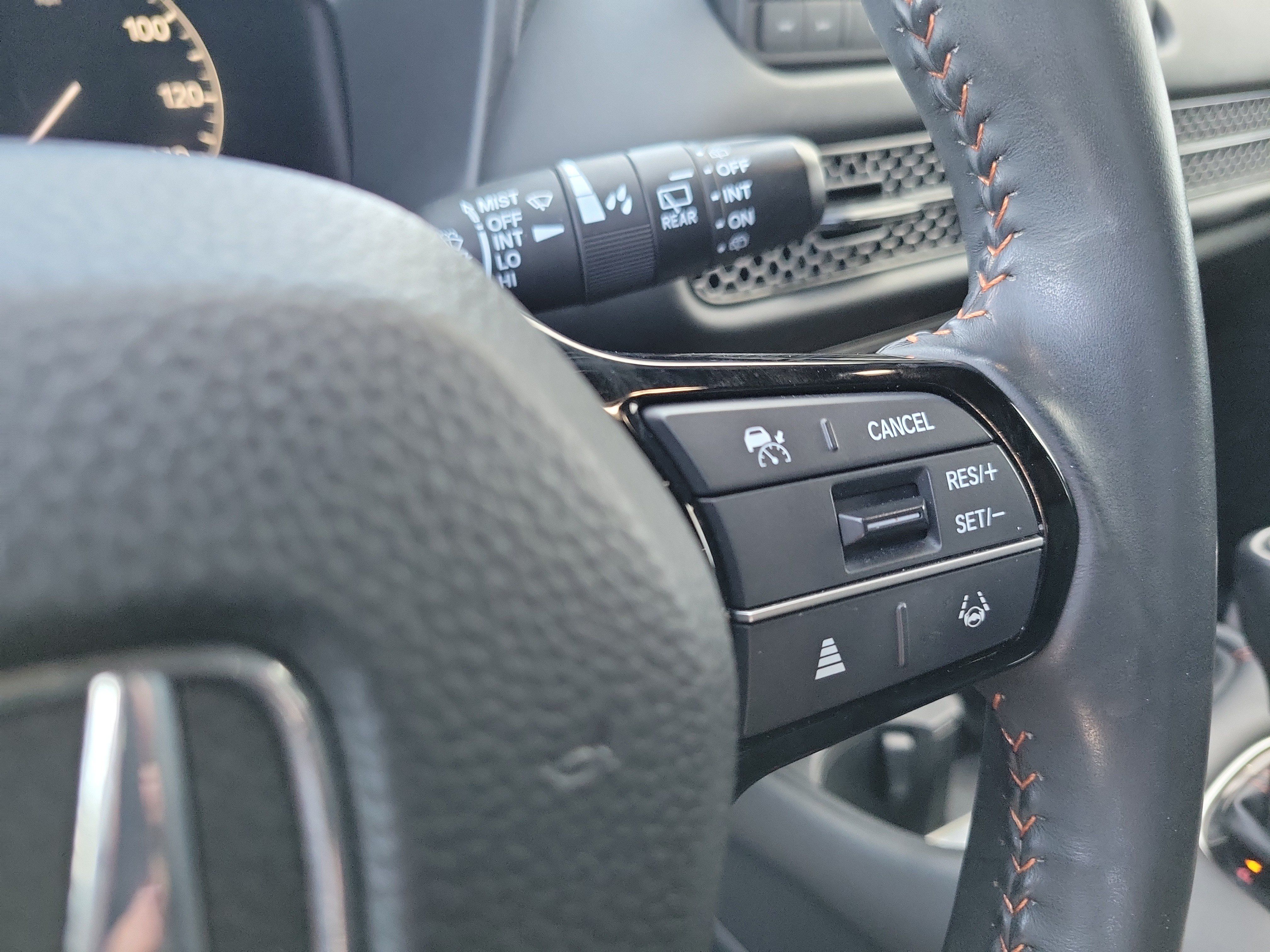 Used 2024 Honda HR-V Sport image 25