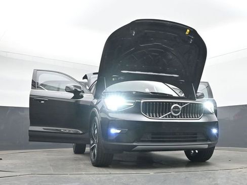 Used 2023 Volvo XC40 B5 Plus w/ Protection Package Premier AWD/4WD image 52