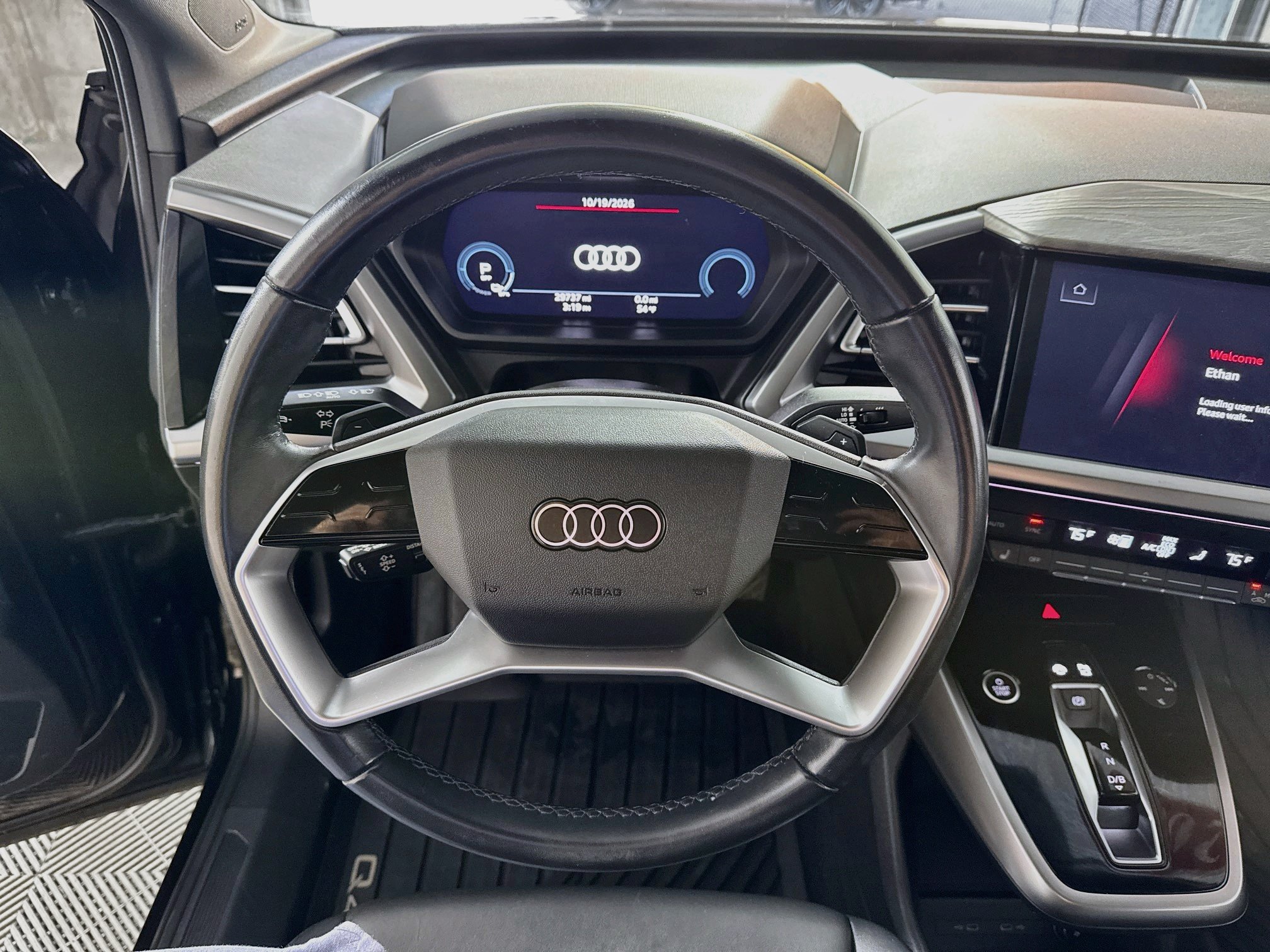 Used 2024 Audi Q4 e-tron Premium Plus AWD/4WD image 15