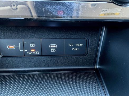 Used 2025 Hyundai Sonata SE image 16