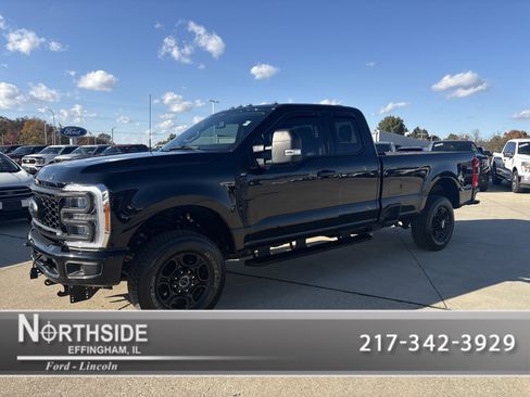 Used 2023 Ford F350 XLT w/ XLT Premium Package image 1