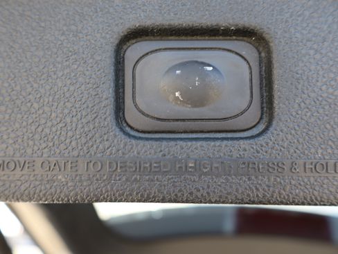 Used 2017 Ford Explorer Limited w/ Equipment Group 301A image 37