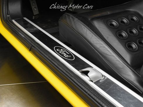 Used 2005 Ford GT image 23