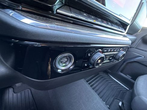 Certified 2024 Chevrolet Silverado 1500 RST w/ Z71 Off-Road Package image 23