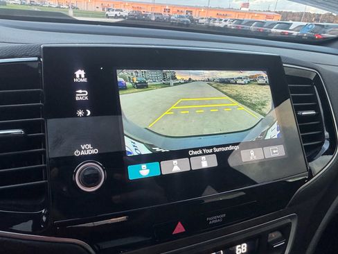 Certified 2023 Honda Passport EX-L image 18