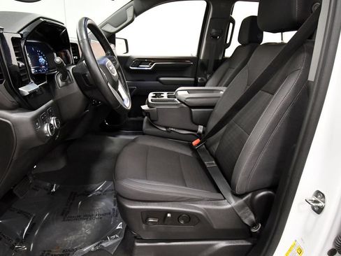 Used 2024 GMC Sierra 1500 Elevation w/ X31 Off-Road Package AWD/4WD image 14