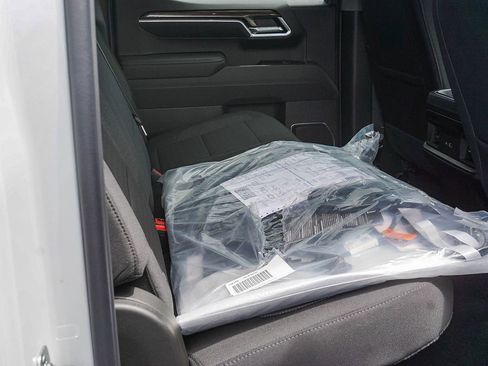 New 2026 Chevrolet Silverado 1500 LT AWD/4WD image 13