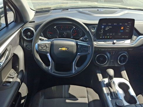 Used 2025 Chevrolet Blazer LT FWD image 14