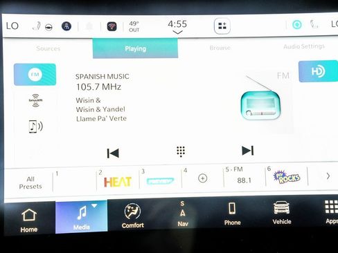 Used 2024 Jeep Wagoneer L Series II image 30