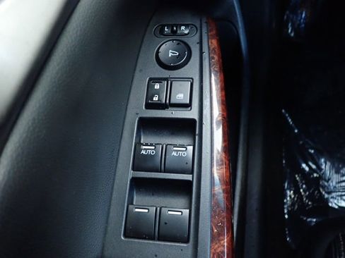 Used 2010 Honda Crosstour EX-L image 23