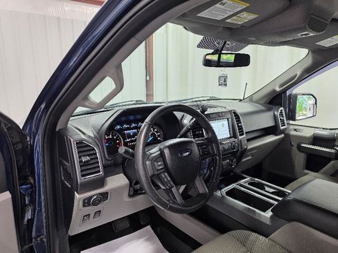 Used 2016 Ford F150 XLT w/ Equipment Group 302A Luxury RWD image 11
