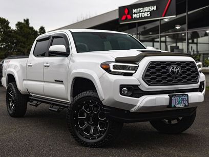 Used 2023 Toyota Tacoma TRD Sport w/ Black Out Package (TMS)